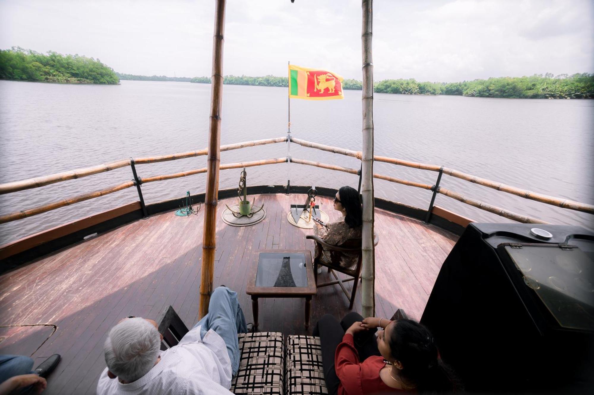 מלון בנטוטה Yathra Houseboat מראה חיצוני תמונה