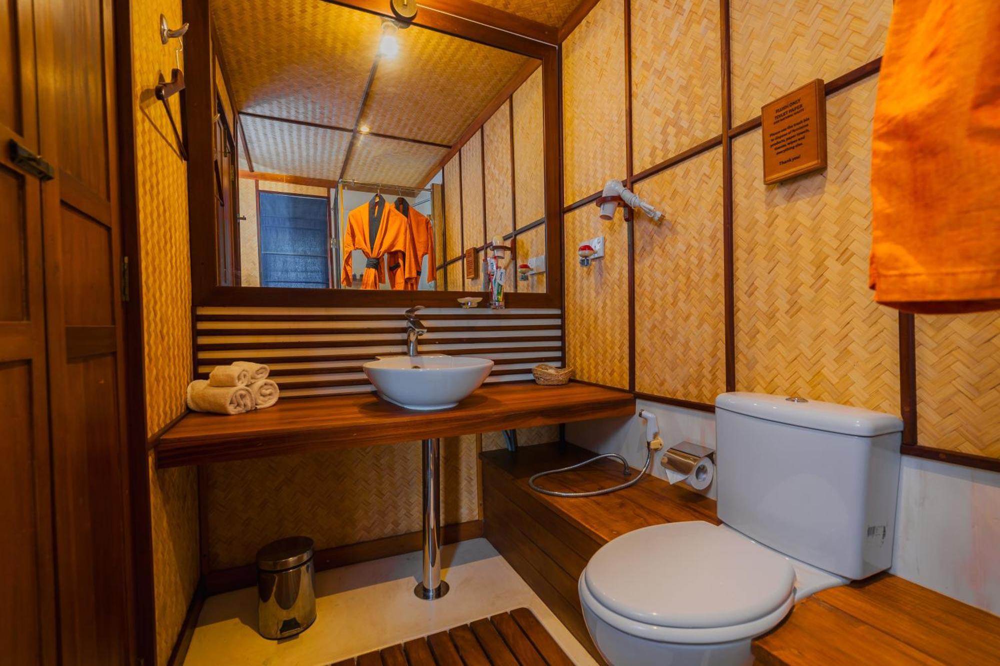 מלון בנטוטה Yathra Houseboat מראה חיצוני תמונה