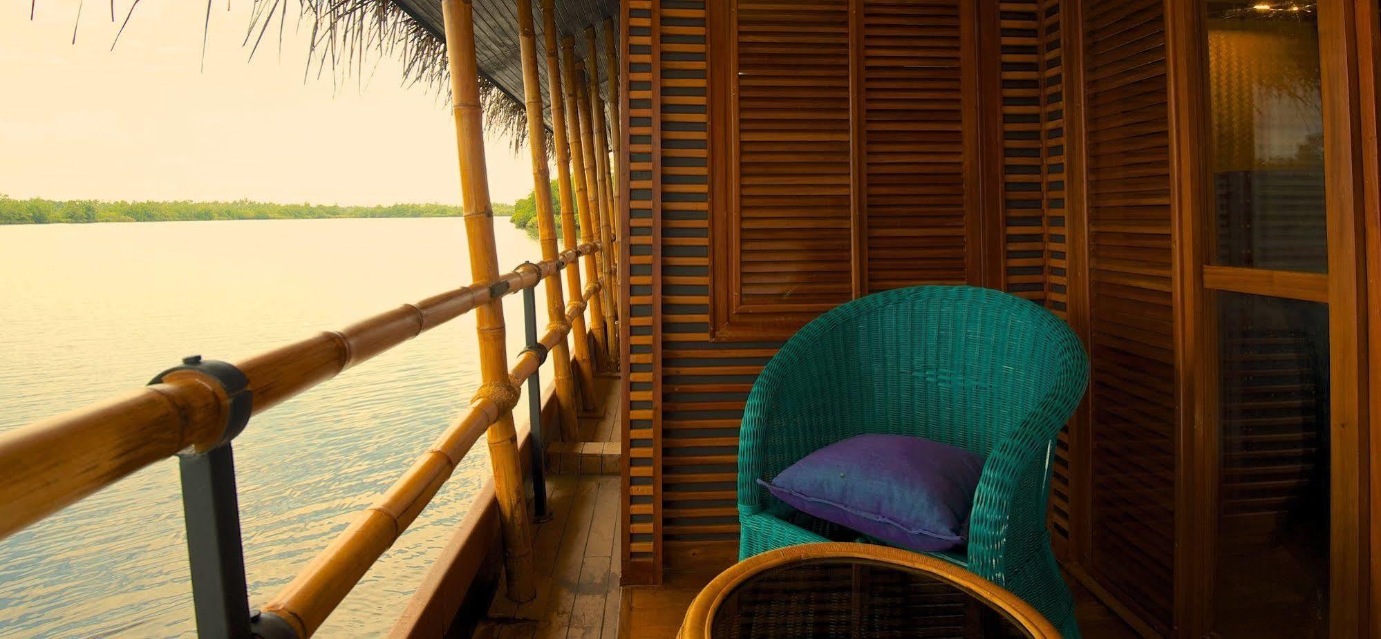 מלון בנטוטה Yathra Houseboat מראה חיצוני תמונה